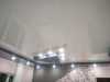 Двухуровневый глянцевый натяжной потолок в гостиную - pro-ton.org - Екатеринбург